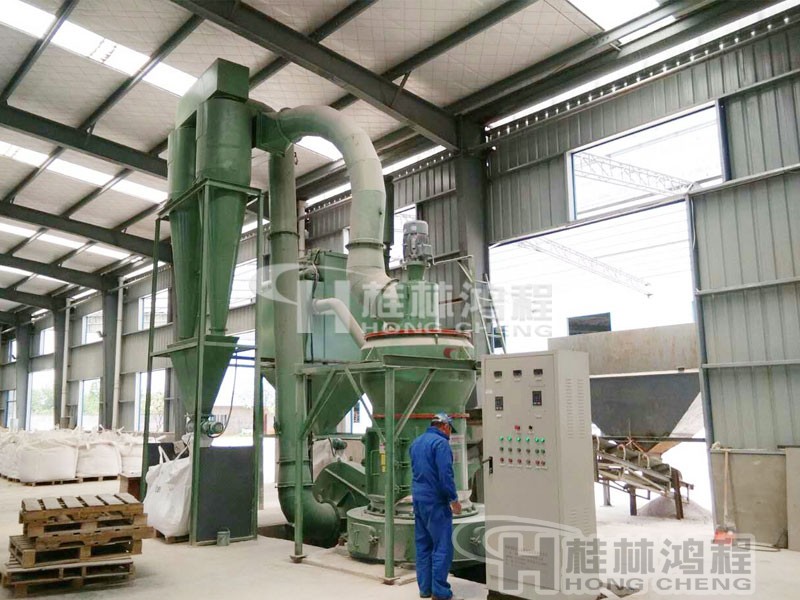 碳化硅超細(xì)微粉磨機(jī)-HC擺式磨粉機(jī) 碳化硅超細(xì)微粉磨機(jī)-HC擺式磨粉機(jī)