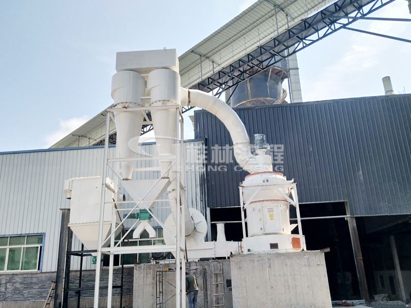 HCQ改進(jìn)型擺式磨粉機(jī)價(jià)格:幾十萬較多 HCQ改進(jìn)型擺式磨粉機(jī)價(jià)格:幾十萬較多