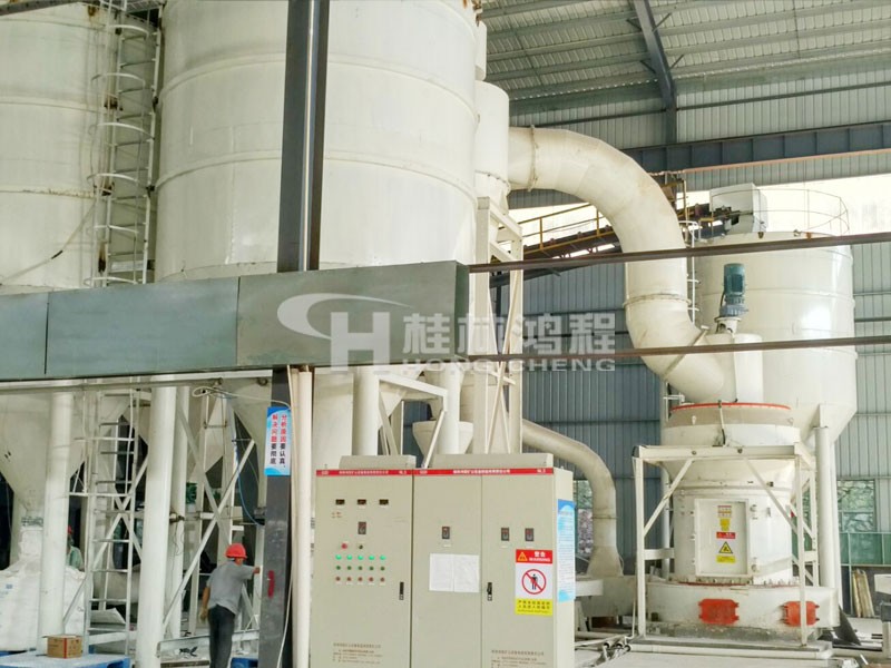 鋁礬土雷蒙磨出粉200目時產5噸機型 HC1700鋁礬土雷蒙磨出粉200目時產5噸機型