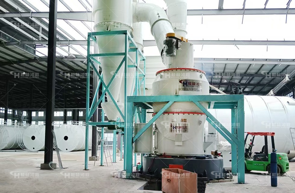 石灰渣料磨粉機(jī) 石灰渣料磨粉機(jī)